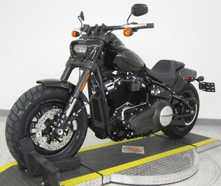Harley-Davidson-Softail-FXFB Fat Bob