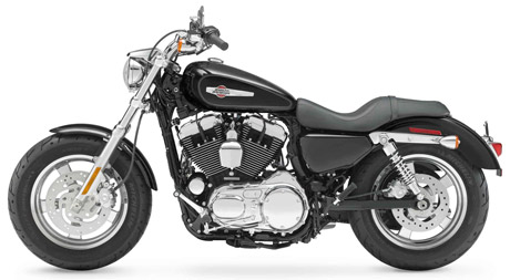Harley-Davidson-Sportster-XL1200C Custom
