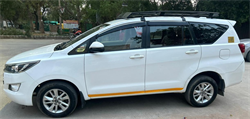 Toyota-Innova Crysta-2.4 G MT 7 Seater